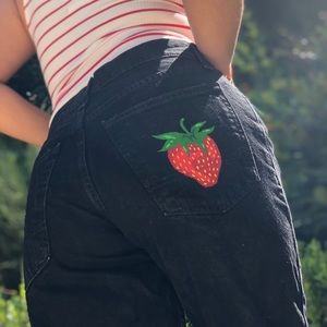 Handpainted Strawberry Vintage Arizona Jeans🍓🥰